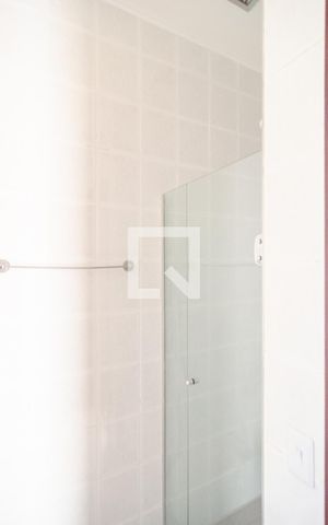 Casa de condomínio à venda com 188m², 3 quartos e 2 vagas Casa de condomínio à venda com 188m², 3 quartos e 2 vagasBanheiro Social