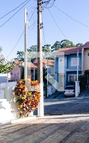 Casa de condomínio à venda com 188m², 3 quartos e 2 vagas Casa de condomínio à venda com 188m², 3 quartos e 2 vagasGaragem