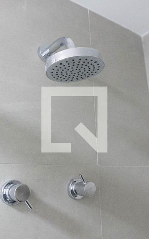 Studio para alugar com 24m², 1 quarto e sem vaga Studio para alugar com 24m², 1 quarto e sem vagaBanheiro