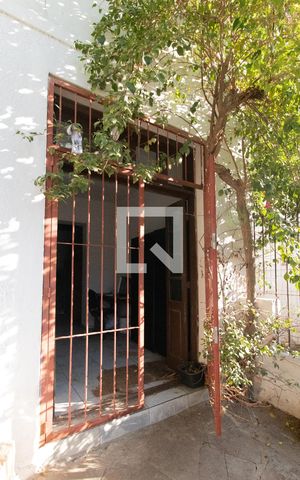 Casa para alugar com 188m², 1 quarto e 3 vagas Casa para alugar com 188m², 1 quarto e 3 vagasFachada