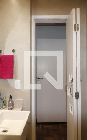 Apartamento para alugar com 110m², 3 quartos e 2 vagasBanheiro Social