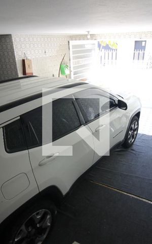Casa à venda com 240m², 3 quartos e 3 vagasGaragem