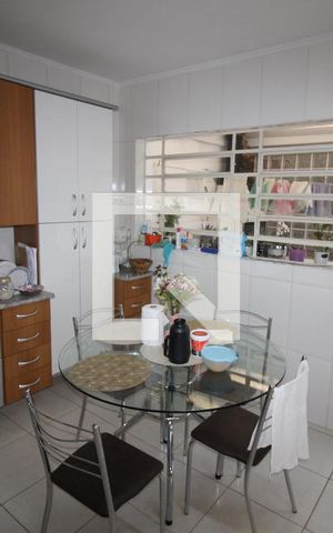 Casa à venda com 240m², 3 quartos e 3 vagasCozinha