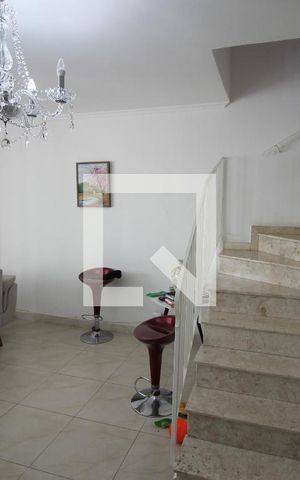 Casa à venda com 240m², 3 quartos e 3 vagasSala