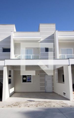 Casa de condomínio para alugar com 92m², 2 quartos e 2 vagasFachada