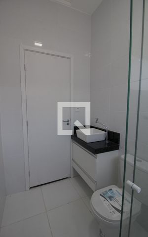 Casa de condomínio para alugar com 92m², 2 quartos e 2 vagasBanheiro da Suíte 2
