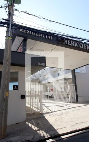 Casa de condomínio para alugar com 92m², 2 quartos e 2 vagasFachada e portaria