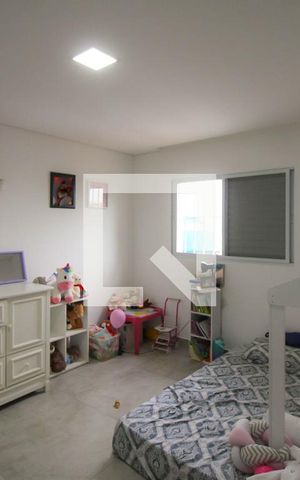 Casa à venda com 400m², 3 quartos e 5 vagas Casa à venda com 400m², 3 quartos e 5 vagasQuarto 2