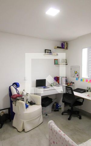 Casa à venda com 400m², 3 quartos e 5 vagas Casa à venda com 400m², 3 quartos e 5 vagasQuarto 3