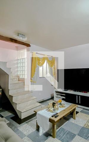 Casa à venda com 329m², 5 quartos e 2 vagasSala 2