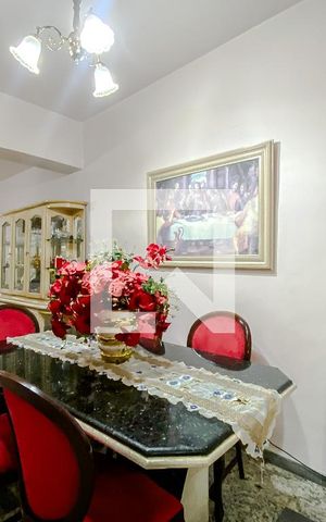 Casa à venda com 329m², 5 quartos e 2 vagasSala de Jantar