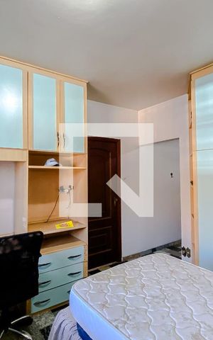 Casa à venda com 329m², 5 quartos e 2 vagasQuarto 1
