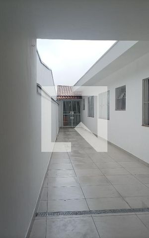 Casa à venda com 390m², 3 quartos e 3 vagas Casa à venda com 390m², 3 quartos e 3 vagasQuintal