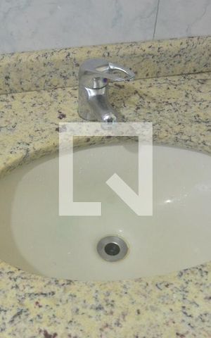 Casa à venda com 270m², 3 quartos e 3 vagasBanheiro suíte