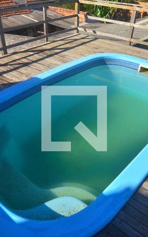 Casa à venda com 270m², 3 quartos e 3 vagasPiscina