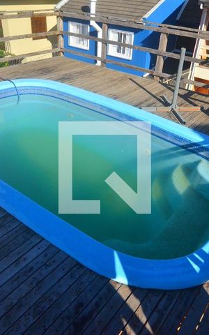 Casa à venda com 270m², 3 quartos e 3 vagasPiscina