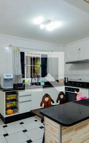 Casa à venda com 200m², 3 quartos e 2 vagasCozinha