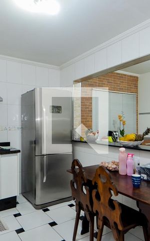 Casa à venda com 200m², 3 quartos e 2 vagasCozinha