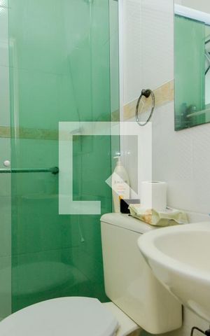 Casa à venda com 200m², 3 quartos e 2 vagasBanheiro da Suíte 2