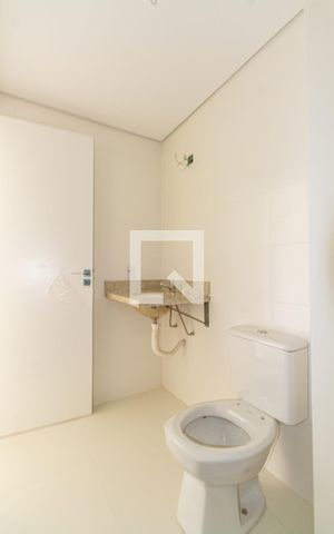 Apartamento para alugar com 95m², 3 quartos e 2 vagas Apartamento para alugar com 95m², 3 quartos e 2 vagasBanheiro