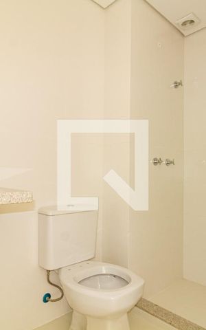 Apartamento para alugar com 95m², 3 quartos e 2 vagas Apartamento para alugar com 95m², 3 quartos e 2 vagasBanheiro