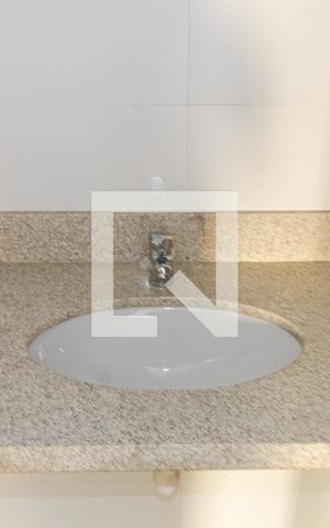 Apartamento para alugar com 95m², 3 quartos e 2 vagas Apartamento para alugar com 95m², 3 quartos e 2 vagasBanheiro