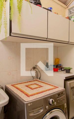 Casa de condomínio à venda com 98m², 2 quartos e 2 vagas Casa de condomínio à venda com 98m², 2 quartos e 2 vagasÁrea de Serviço