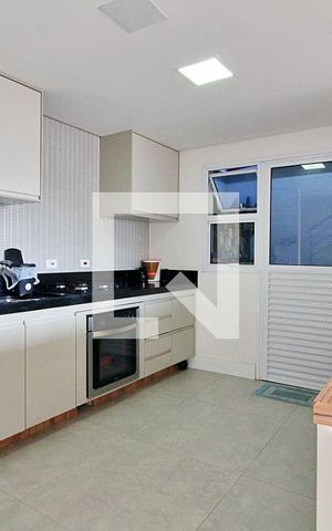 Apartamento à venda com 150m², 3 quartos e 2 vagasCozinha