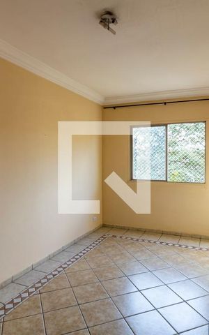 Apartamento à venda com 83m², 2 quartos e 1 vaga Apartamento à venda com 83m², 2 quartos e 1 vagaSala