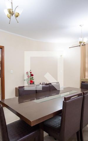Casa para alugar com 270m², 3 quartos e 5 vagas Casa para alugar com 270m², 3 quartos e 5 vagasCopa