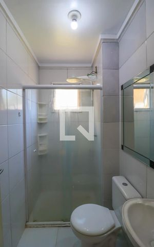 Apartamento para alugar com 53m², 2 quartos e 1 vaga Apartamento para alugar com 53m², 2 quartos e 1 vagaBanheiro