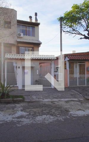 Casa à venda com 200m², 3 quartos e 3 vagasFachada