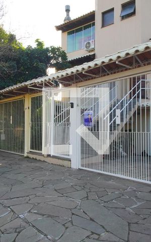 Casa à venda com 200m², 3 quartos e 3 vagasFachada