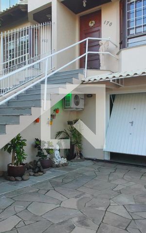 Casa à venda com 200m², 3 quartos e 3 vagasPátio _frente