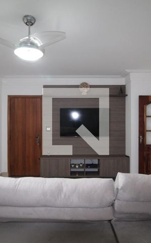Casa para alugar com 115m², 2 quartos e 4 vagasSala  