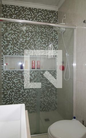 Casa para alugar com 115m², 2 quartos e 4 vagasBanheiro da Suíte 1