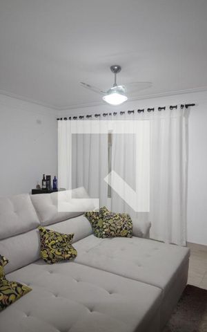 Casa para alugar com 115m², 2 quartos e 4 vagasSala  