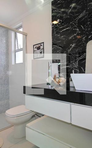 Apartamento à venda com 283m², 3 quartos e 4 vagasBanheiro