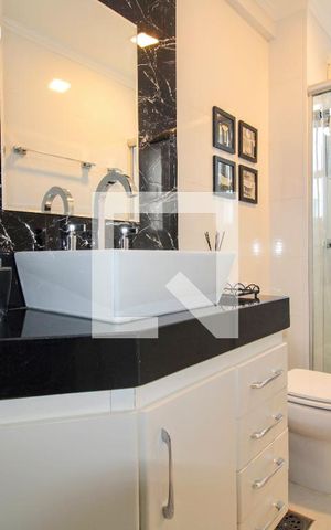 Apartamento à venda com 283m², 3 quartos e 4 vagasBanheiro