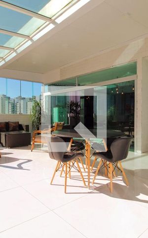 Apartamento à venda com 283m², 3 quartos e 4 vagasÁrea comum