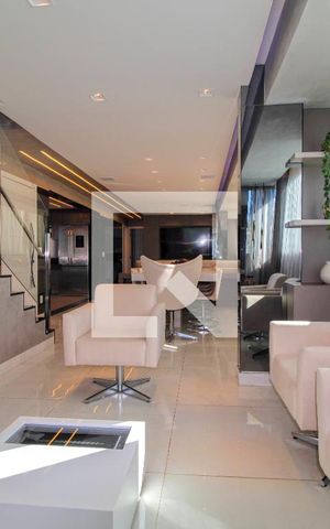 Apartamento à venda com 283m², 3 quartos e 4 vagasSala
