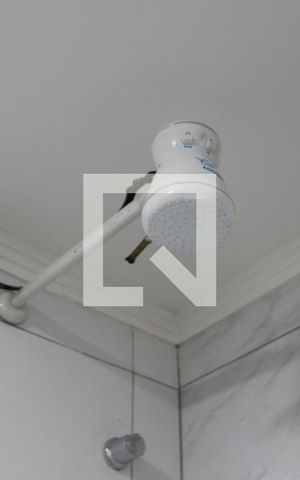 Apartamento para alugar com 42m², 2 quartos e sem vagaBanheiro