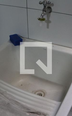 Apartamento para alugar com 42m², 2 quartos e sem vagaÁrea de Serviço