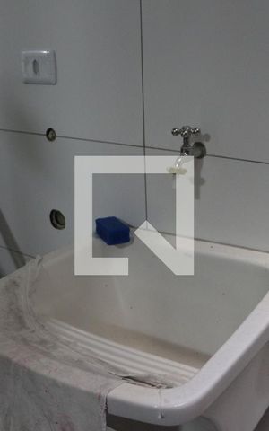 Apartamento para alugar com 42m², 2 quartos e sem vagaÁrea de Serviço