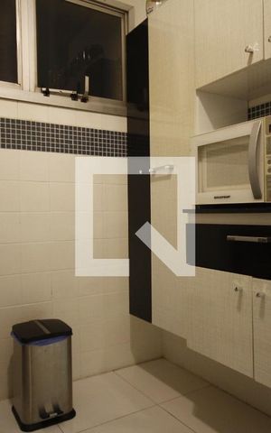Apartamento à venda com 61m², 2 quartos e 1 vagaCozinha