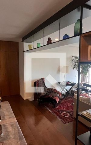 Apartamento à venda com 135m², 3 quartos e 3 vagas Apartamento à venda com 135m², 3 quartos e 3 vagasSala