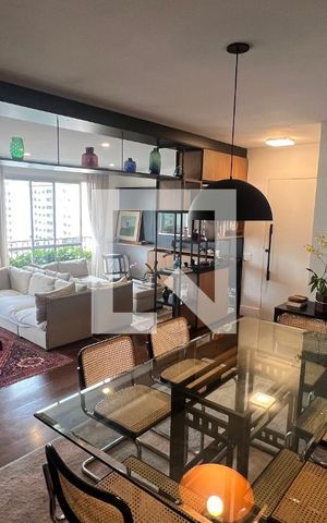 Apartamento à venda com 135m², 3 quartos e 3 vagas Apartamento à venda com 135m², 3 quartos e 3 vagasSala