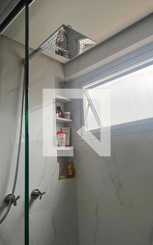 Apartamento à venda com 135m², 3 quartos e 3 vagas Apartamento à venda com 135m², 3 quartos e 3 vagasBanheiro da Suíte