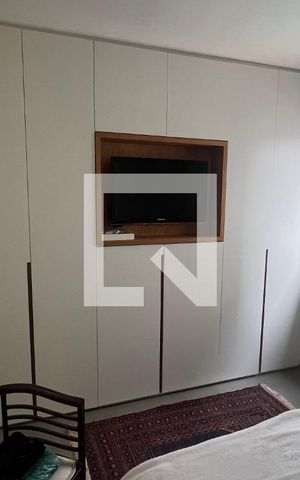 Apartamento à venda com 135m², 3 quartos e 3 vagas Apartamento à venda com 135m², 3 quartos e 3 vagasSuíte