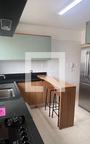 Apartamento à venda com 135m², 3 quartos e 3 vagas Apartamento à venda com 135m², 3 quartos e 3 vagasCozinha